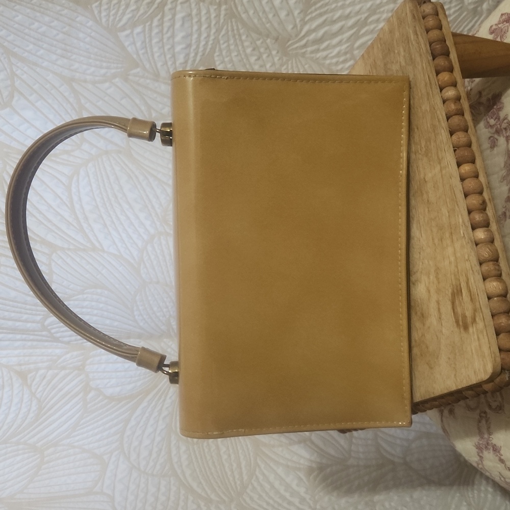 Vintage Classic Boxed Style 3 Compartment MCM Handbag Tan Rare Find!! - Picture 2 of 12